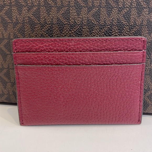 MICHAEL KORS
Reed Large Pebbled Leather Card Holder Case
Dark Cherry 
NWT - Picture 7 of 16